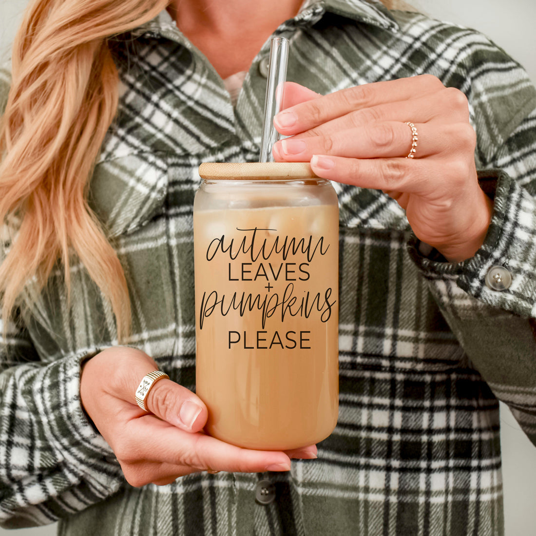 Pumpkin spice season glass tumbler set
Fall vibes drinking glass with bamboo top